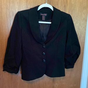 Shape fx black blazer size 6 lined 3/4 length sleeves 3 button front